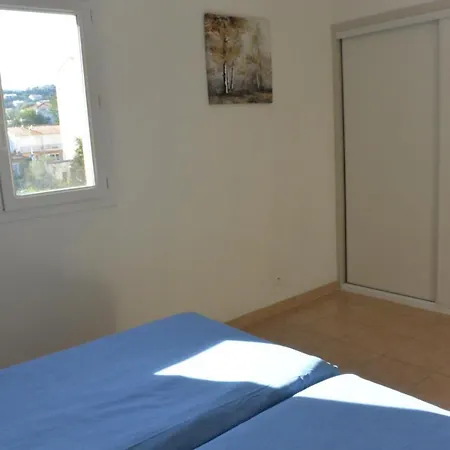 Palmeraie 404- Vue * Sari-Solenzara